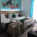 לינה וארוחת בוקר Sweet Dreams